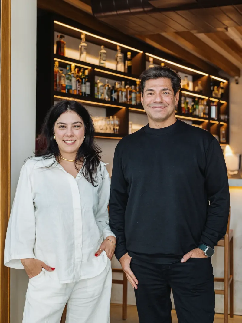 Bia Limoni e Felipe Bronze no Lina. Foto: Thays Bittar.